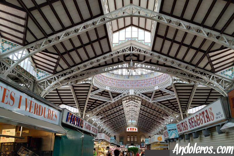 Interior del Mercado Central de Valencia