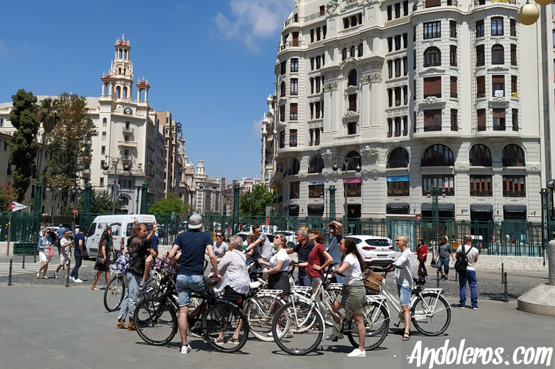 Valencia en bicicleta: alquiler de bicicletas en la estación